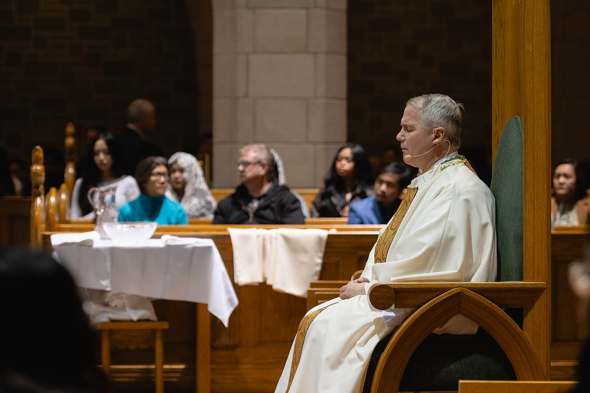 lrf_20260402_holy-thursday_99_55185650641_o